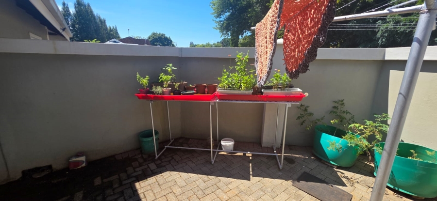 3 Bedroom Property for Sale in Kannoniers Park North West